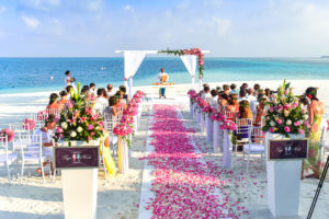 Why to choose wedding slideshow over other attractions